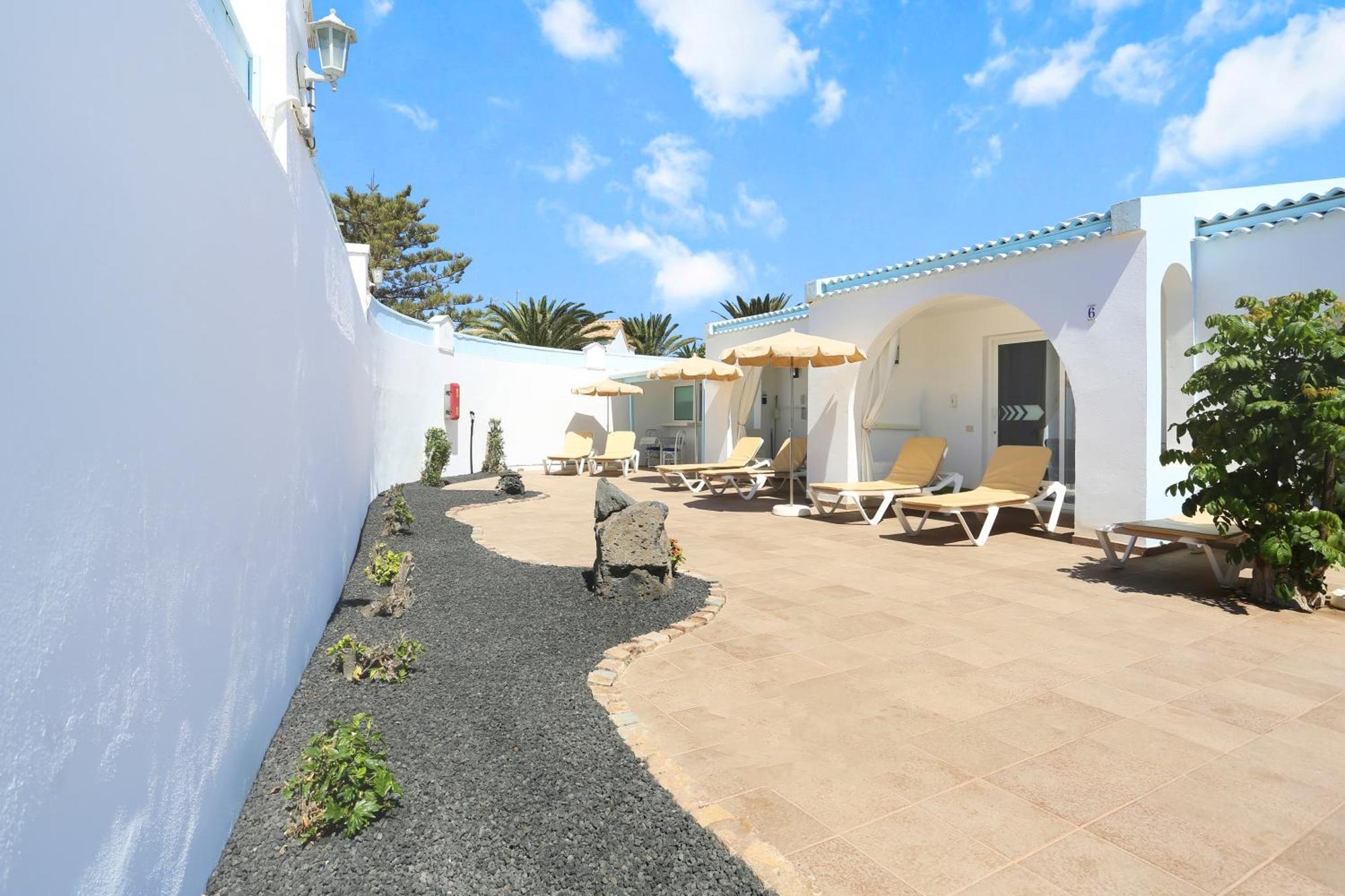 Neptuno Bungalows - Adults Only Corralejo Exterior foto